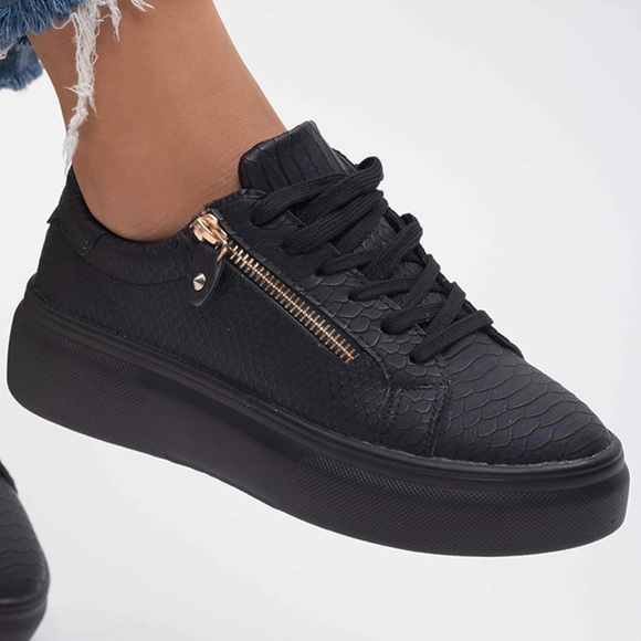 SOLD - Picture 2 of 6